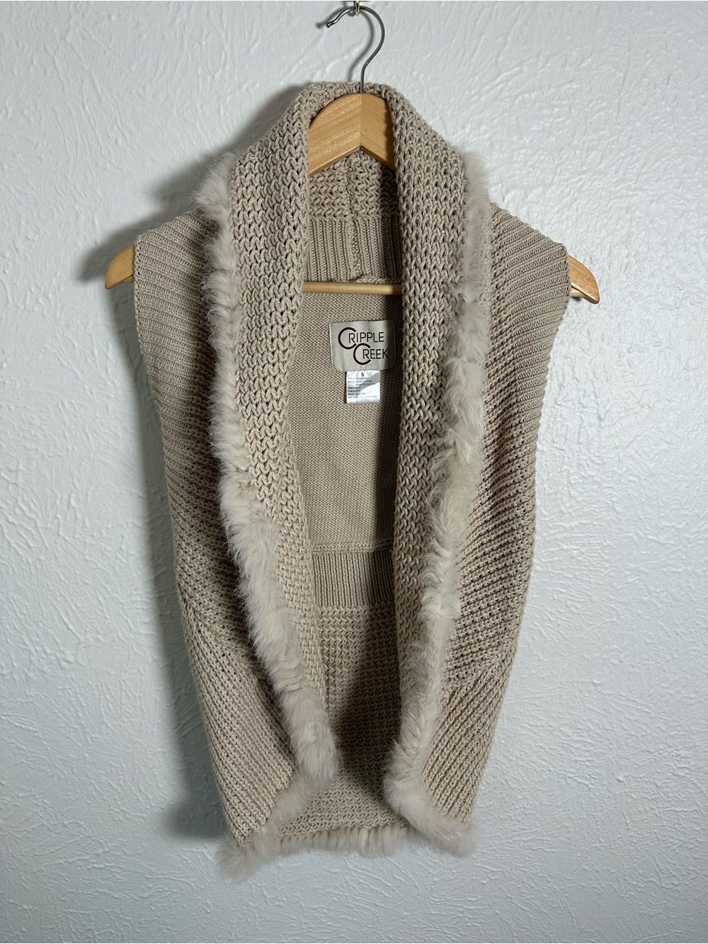 Cripple Creek Faux Fur Trim Sweater Vest Womens Small Western Ranchwear Cardigan